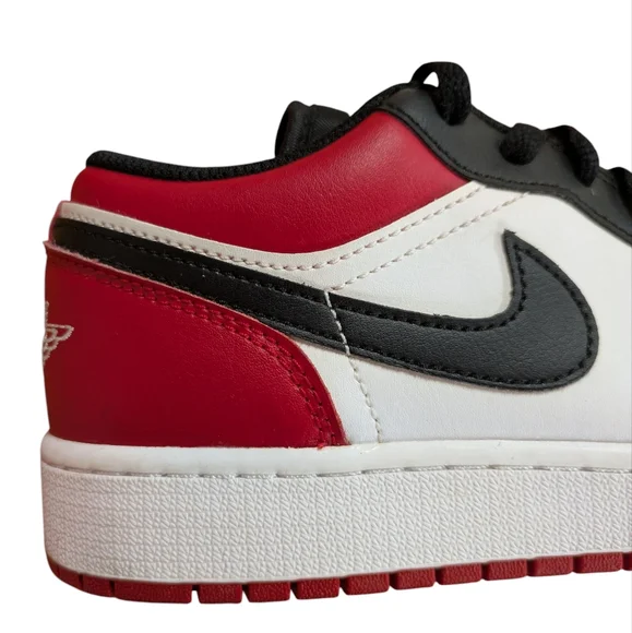 Nike Air Jordan 1 Low GS Bred Toe Black and Red Size 5.5 Youth - Picture 6 of 11